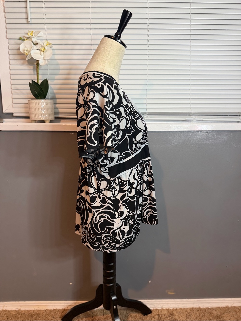 AB Studio Black White Floral Empire Waist Babydoll Top Large Boho Y2K - Picture 5 of 9